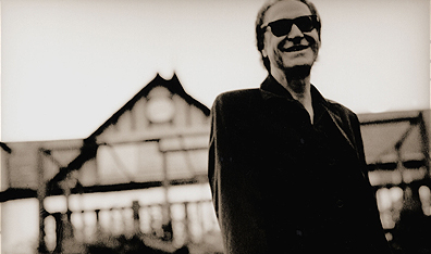 Dedicated follower of other people: Ray Davies. Courtesy V2 Records Canada.