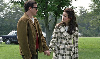 Making beautiful music together: Joaquin Phoenix and Reese Witherspoon as Johnny Cash and June Carter in Walk the Line. Photo Suzanne Tenner. Courtesy Twentieth Century Fox.