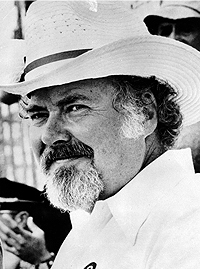 Robert Altman, circa 1975. (Paramount Pictures/Associated Press)