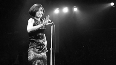Shirley Bassey. (R. McPhedran/Express/Getty Images)