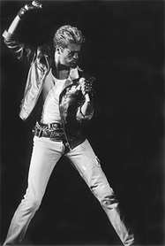 He's gotta have faith: George Michael in 1988. (Dave Hogan/Hulton Archive/Getty Images)




