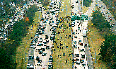 The worst traffic day, like, ever: Aliens did this. Photo Frank Masi. Courtesy Paramount Pictures.